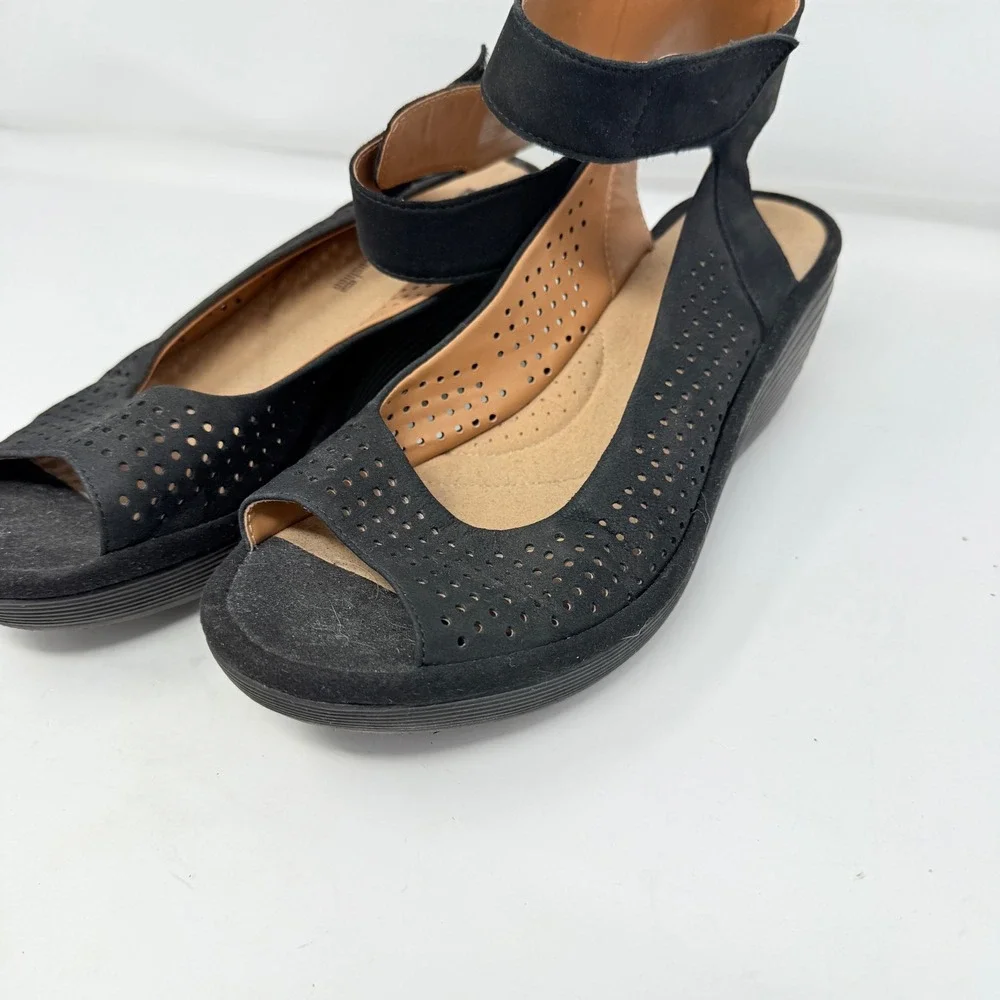 Clarks‎ Womens Black Perforated Wedge Sandals Ankle Strap Comfort Size 10
